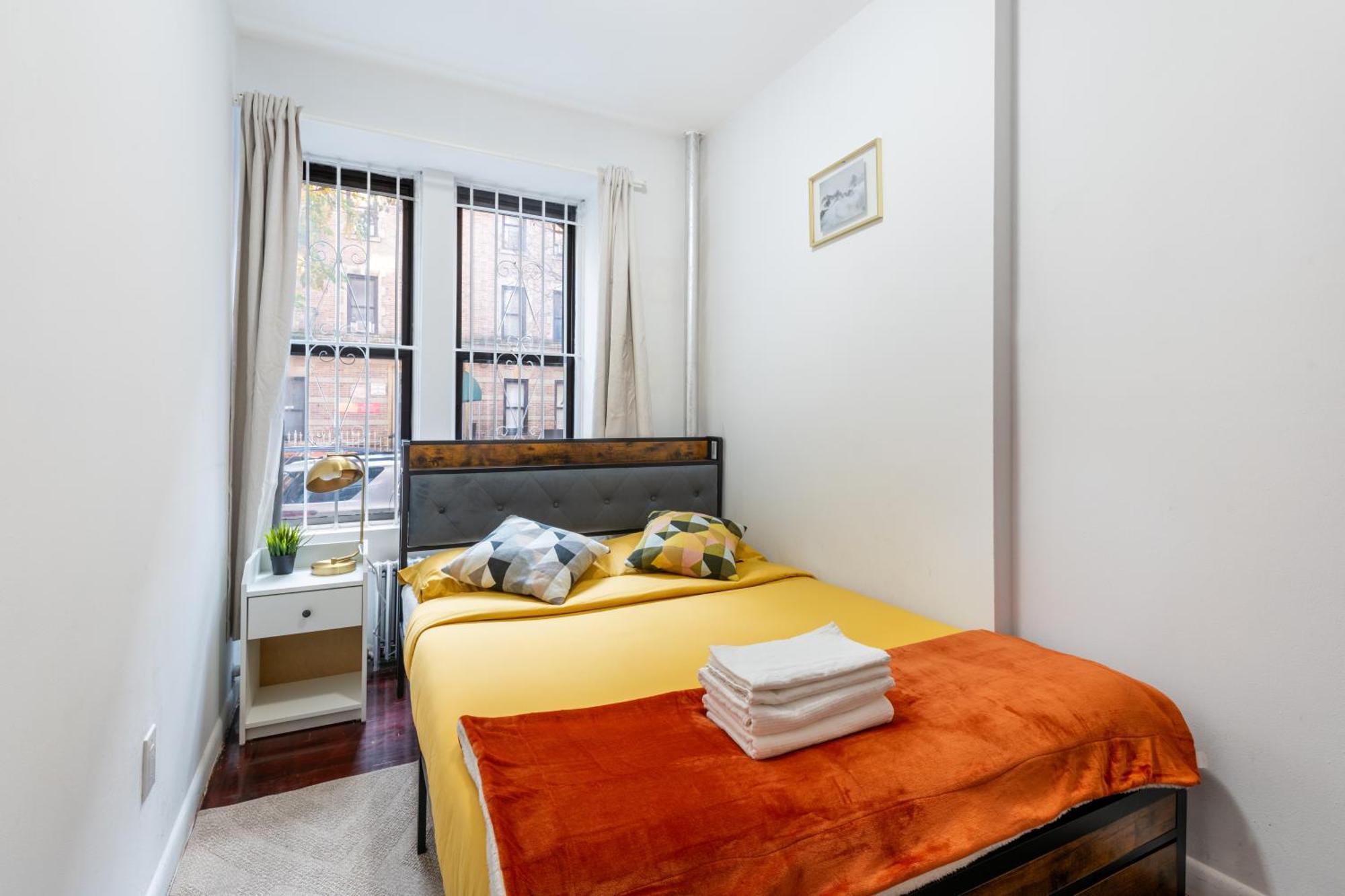 Apartment 2 Bd Cozy In Manhattan Valley *